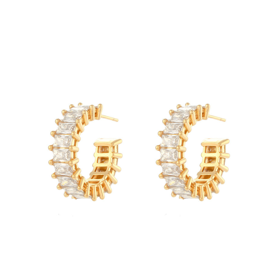 Lia Hoops